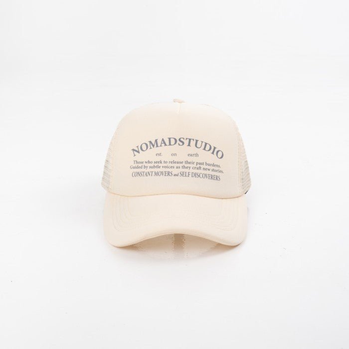 NOMADSTUDIO Hue - White Basic Trucker Cap