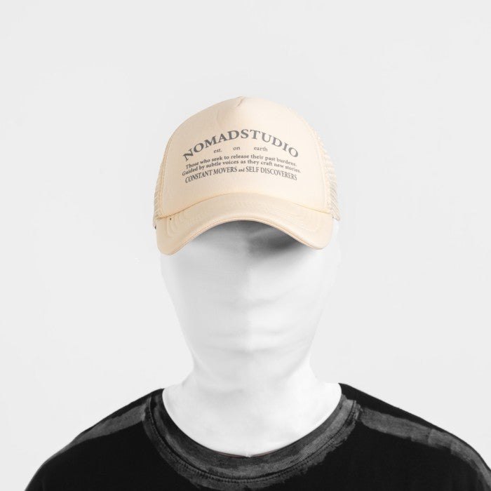 NOMADSTUDIO Hue - White Basic Trucker Cap